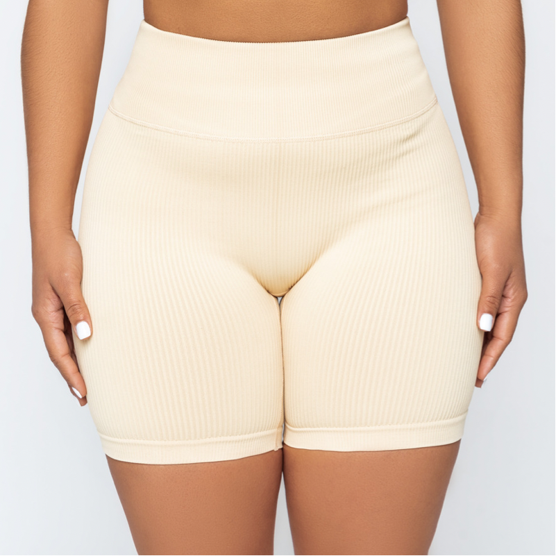 RIBBED HIGH RISE SHORTS