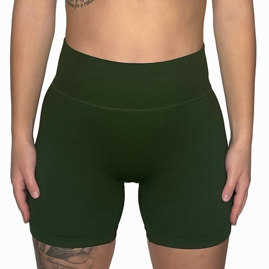 RIBBED HIGH RISE SHORTS